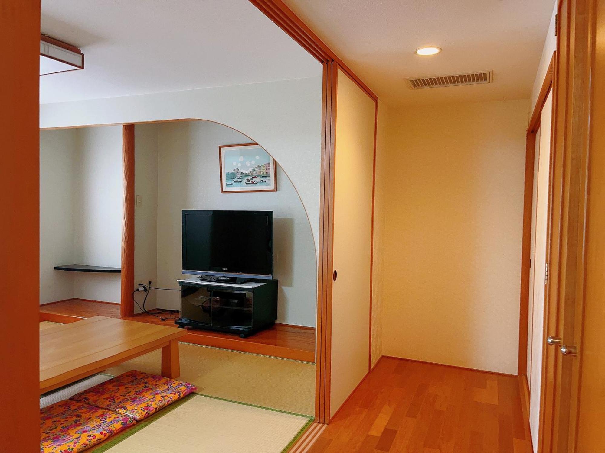 ホテルオロックス HotelOrox 那覇市 エクステリア 写真