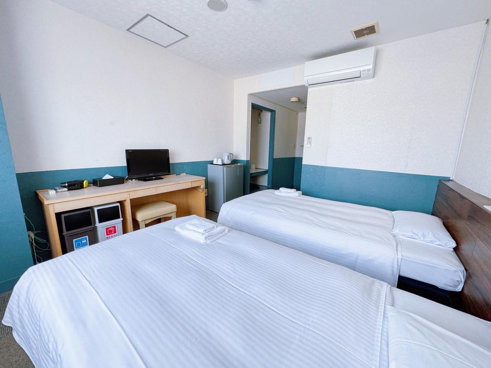 ホテルオロックス HotelOrox 那覇市 エクステリア 写真