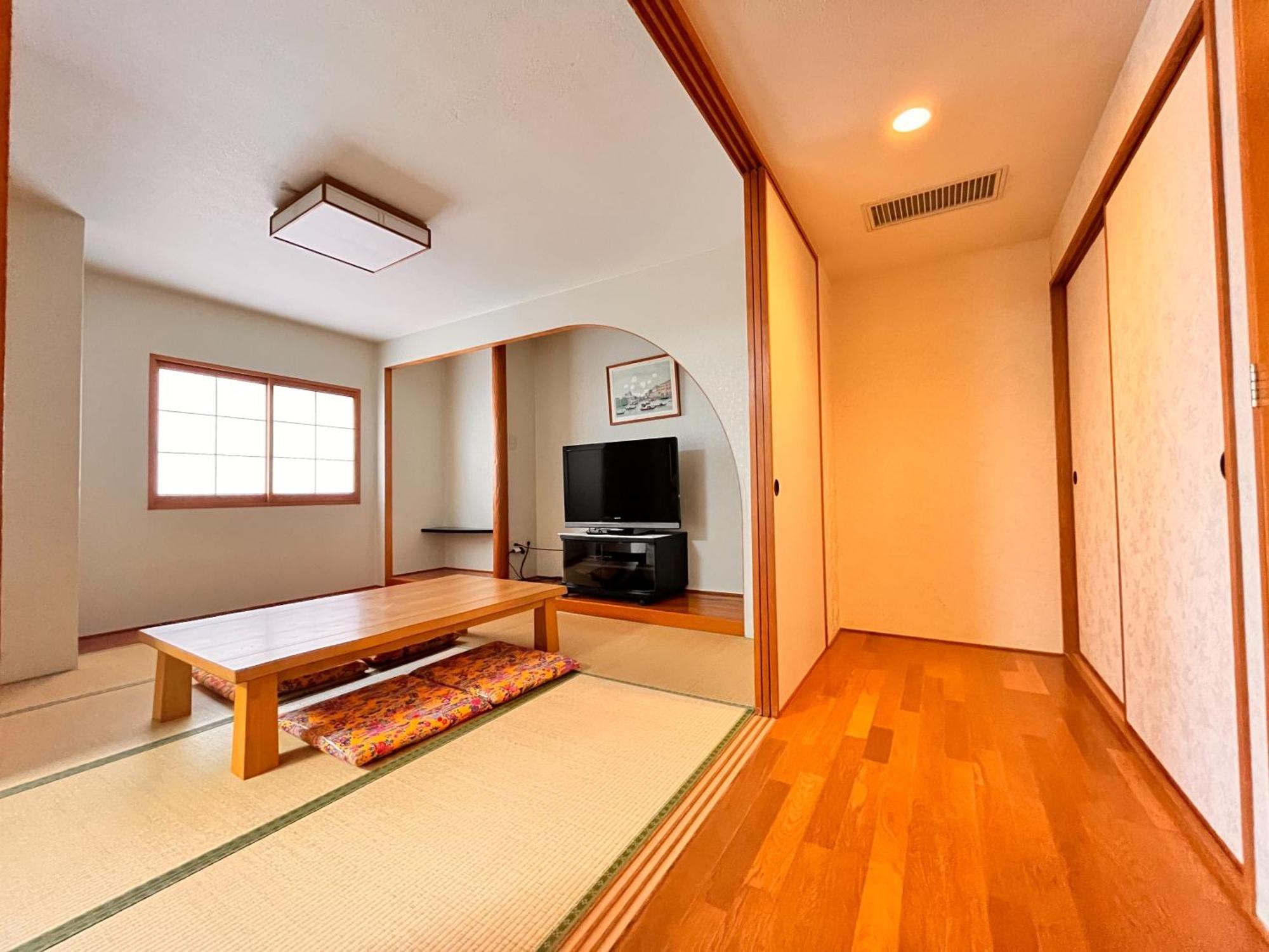 ホテルオロックス HotelOrox 那覇市 エクステリア 写真