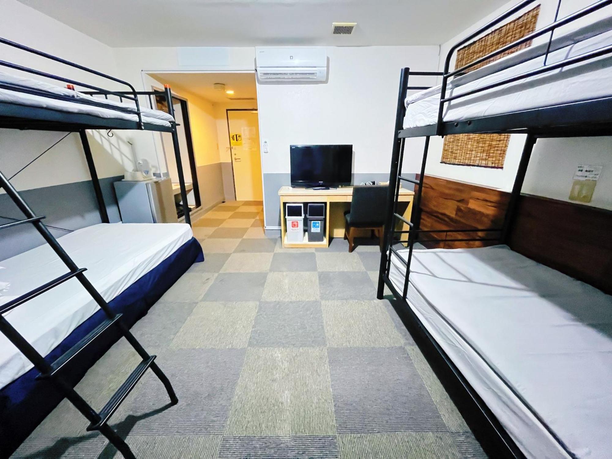 ホテルオロックス HotelOrox 那覇市 エクステリア 写真